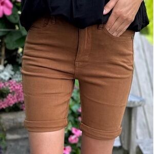 Judy Blue High Waist Tummy Control Bermuda Shorts in Brown L NWT